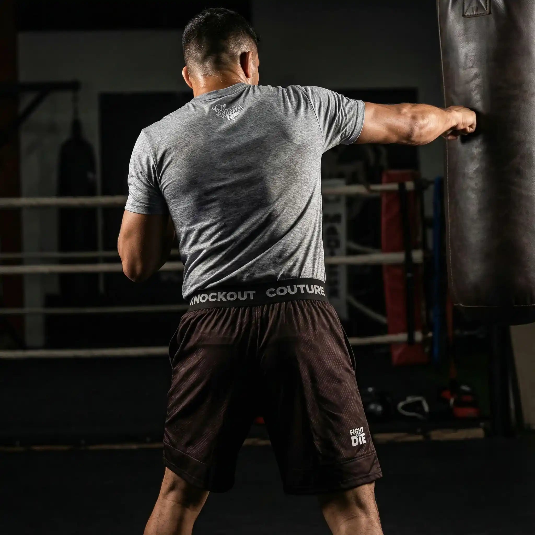 boxeando trasera knockout couture