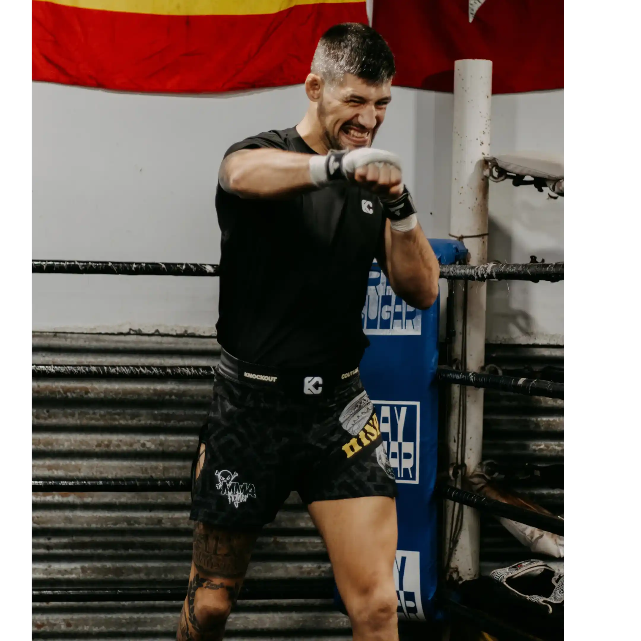 Ufc fighter trainin with knockout couture