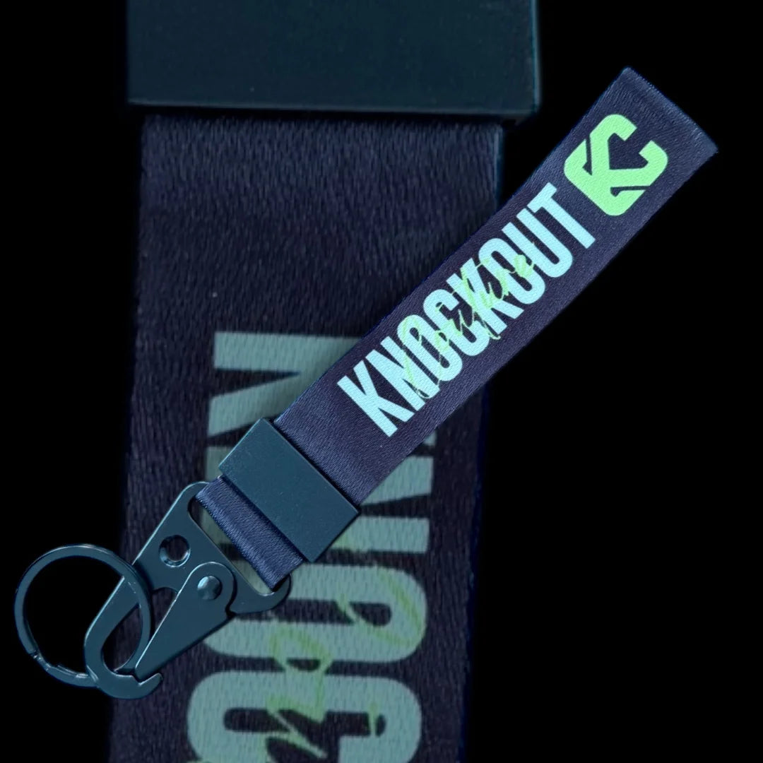 LLavero Knockout Couture